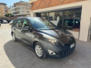 RENAULT Scenic 1.9 dCi 130CV Wave Edition