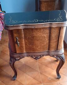 Comodini in stile chippendale