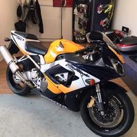 Honda CBR 900 RR Fireblade
