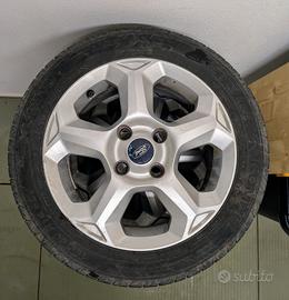 Cerchi Ford e Pneumatici raggio 15