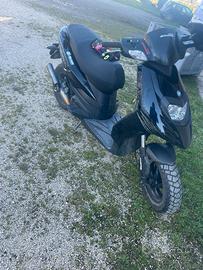 Motorino Piaggio typhone