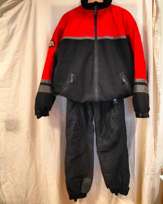 Tuta da sci uomo. Giacca, pantalone, giubbotto 