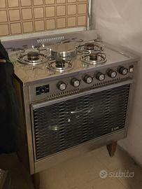 Cucina 5 Fuochi gas Forno Elettrico 90x60