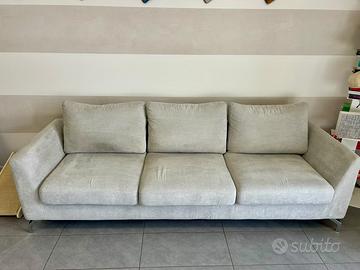 Divano lineare 240cm