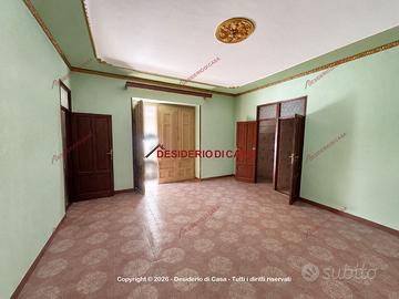 Casa, Belmonte Mezzagno.