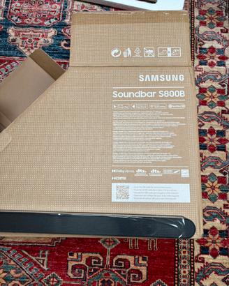 Nuova soundbar e subwoofer Samsung con scatola