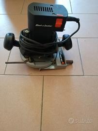 Fresatrice Black and Decker 
