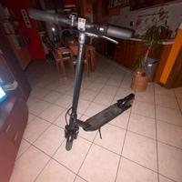 Monopattino Elettrico