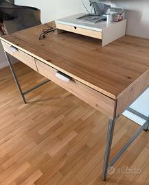 Scrivania in legno - con doppio cassetto