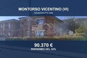 Immobile in asta di 228 m² con box auto a Montorso