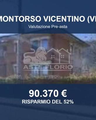 Immobile in asta di 228 m² con box auto a Montorso