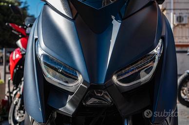 Yamaha X-Max 300 ABS