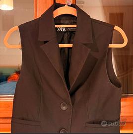 Gilet nero da donna Zara – Elegante e versatile