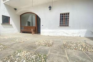 2 LOCALI A SALE MARASINO