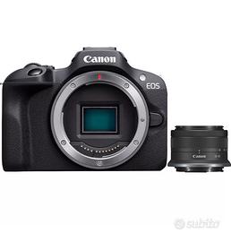Canon eos r100 con obbiettivo
