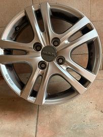 Cerchi in lega 16”