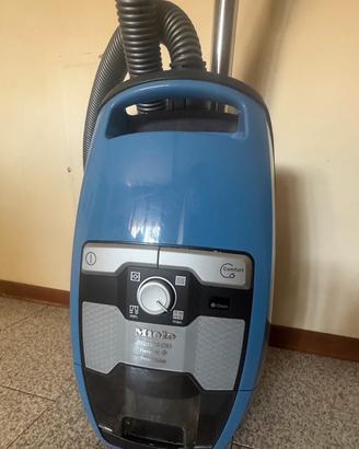 Miele aspirapolvere Blizzard CX1