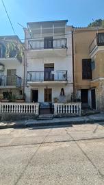 privato vende 170 mq san martino delle scale 