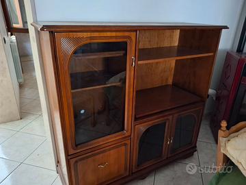 Credenza classica