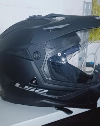 Casco Pioneer LS2 