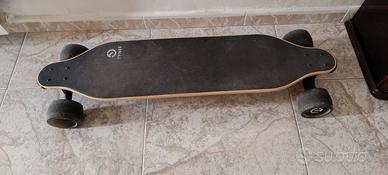 Skateboard elettrico tynee ultra hub