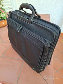 Borsa professionale per pc portatile.