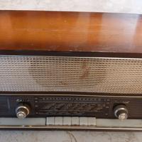 Radio a valvole funzionante