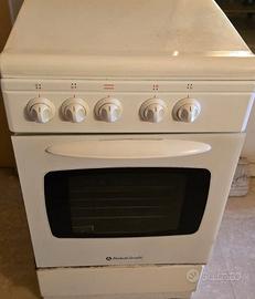 Cucina a gas 4 fuochi Fratelli Onofri