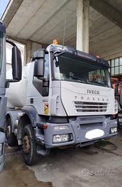 Iveco Trakker autobetoniera