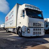 Volvo fh 400 furgone in lega 9.70 + pedana retratt