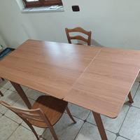 Tavolo da cucina allungabile 
