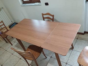 Tavolo da cucina allungabile 