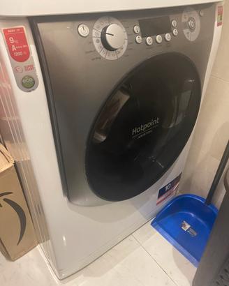 Lavatrice Hotpoint Ariston Aqualtis 9kg - AQ96F29