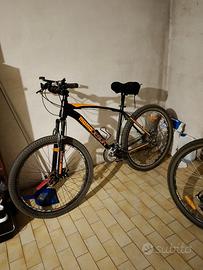 Bici MTB Momo design