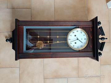 Orologio a pendolo da parete MELUX in legno
