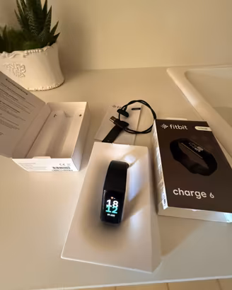 Fitbit Charge 6