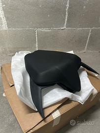 Sellino, piu piastra Aprilia Rs/Tuono 660