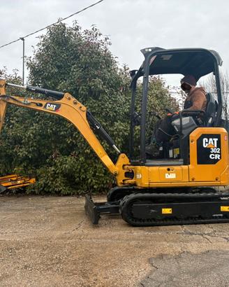 E288- ESCAVATORE CATERPILLAR 302CR 20 Q ALARGABILE