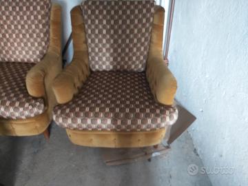 Poltrona in velluto anni '70