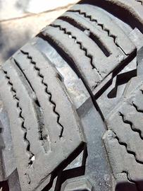 Pneumatici invernali NOKIAN WR SUV4 235/50 R19