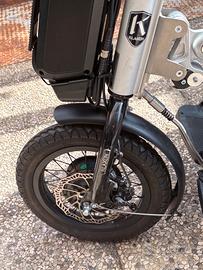 Ruota motorizzata per carrozzina disabili