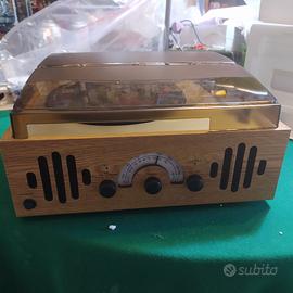 Giradischi e Radio Stile Vintage