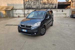Peugeot Partner Tepee BlueHDi 100 Outdoor