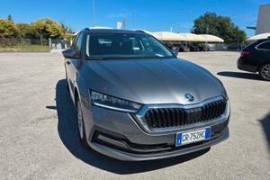 Skoda Octavia 2.0 TDI EVO SCR DSG Wagon Ambition