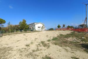 TER. RESIDENZIALE A CORIANO