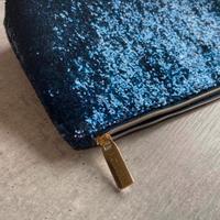 Pochette blu brillantini Biotherm