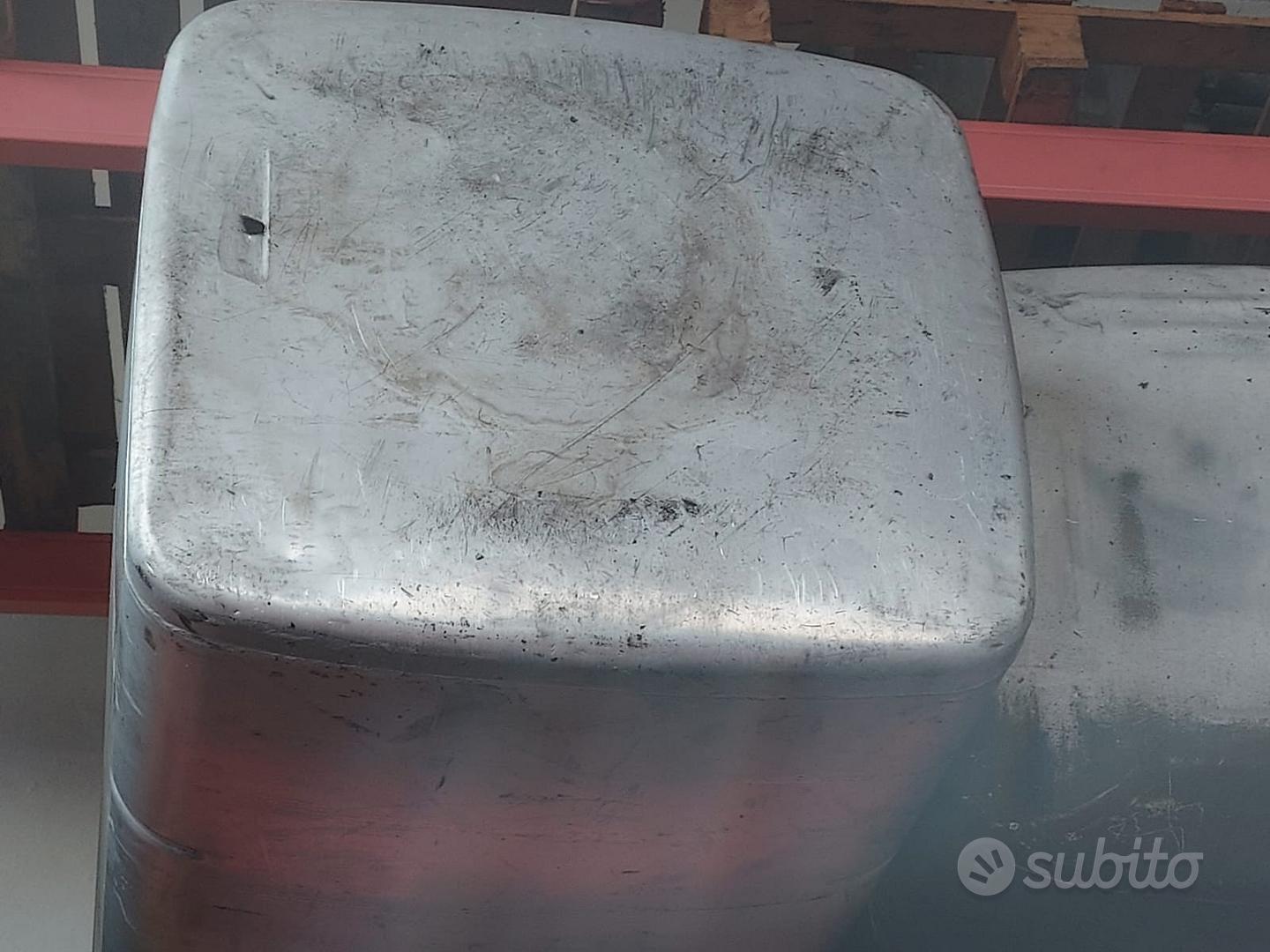 Ruggne Nel Serbatoo Rmuovamola Con L'elettrols - Rust N The Tank - Foto 4