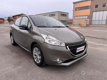Peugeot 208 PureTech 82 Allure GARANZIA 12 MESI