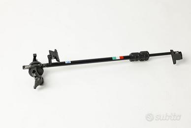 Braccio telescopico porta pannelli riflettenti