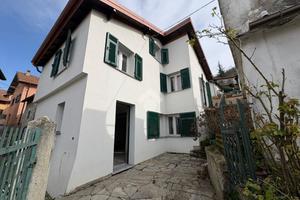 CASA INDIPENDENTE A VALBREVENNA